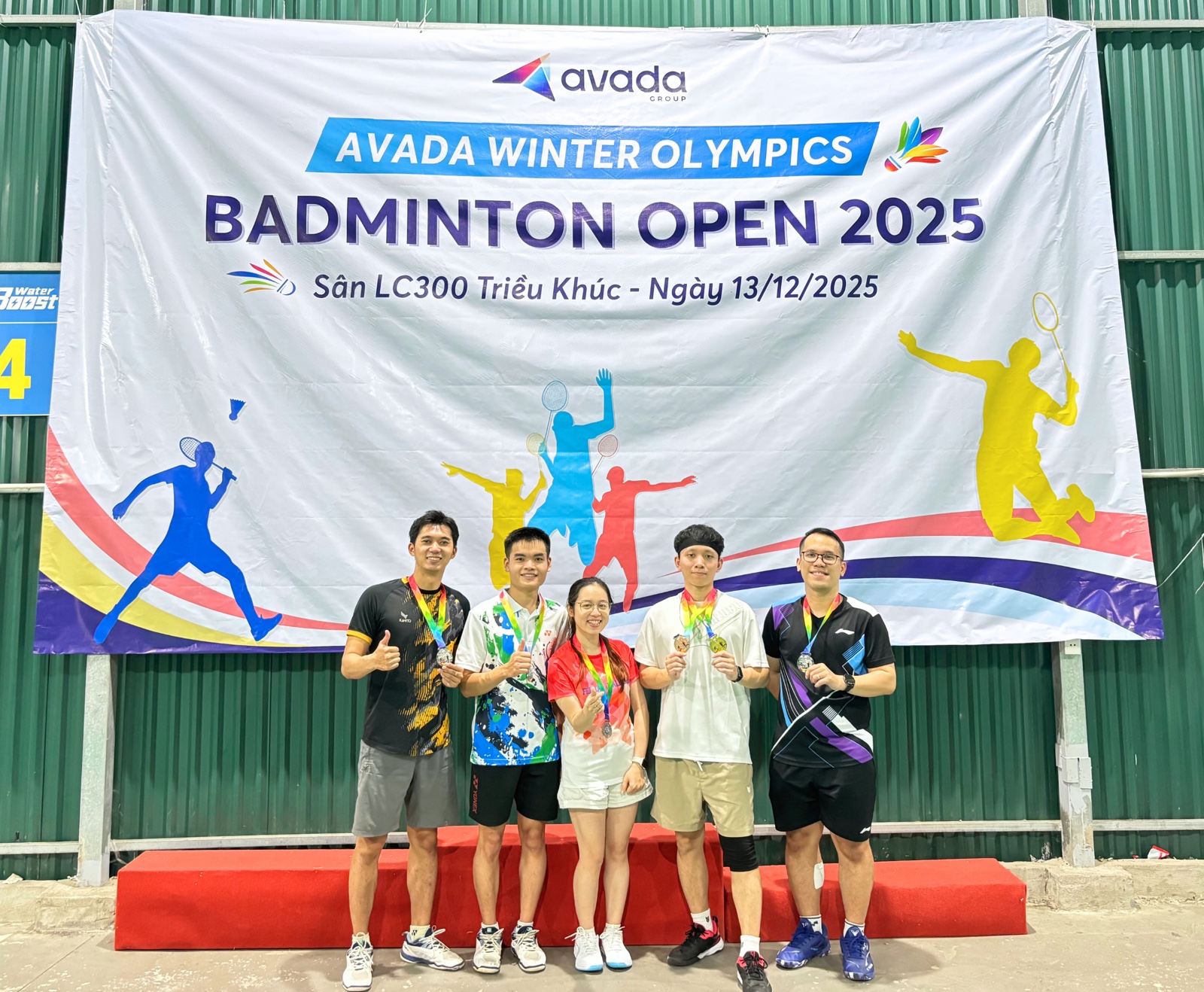 Nụ cười chiến thắng của các Avaders