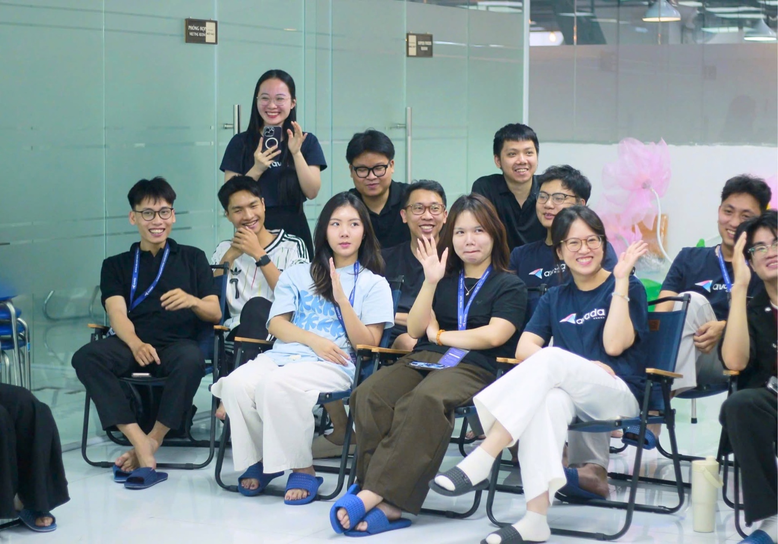 Các Avaders chăm chú lắng nghe và tham gia workshop