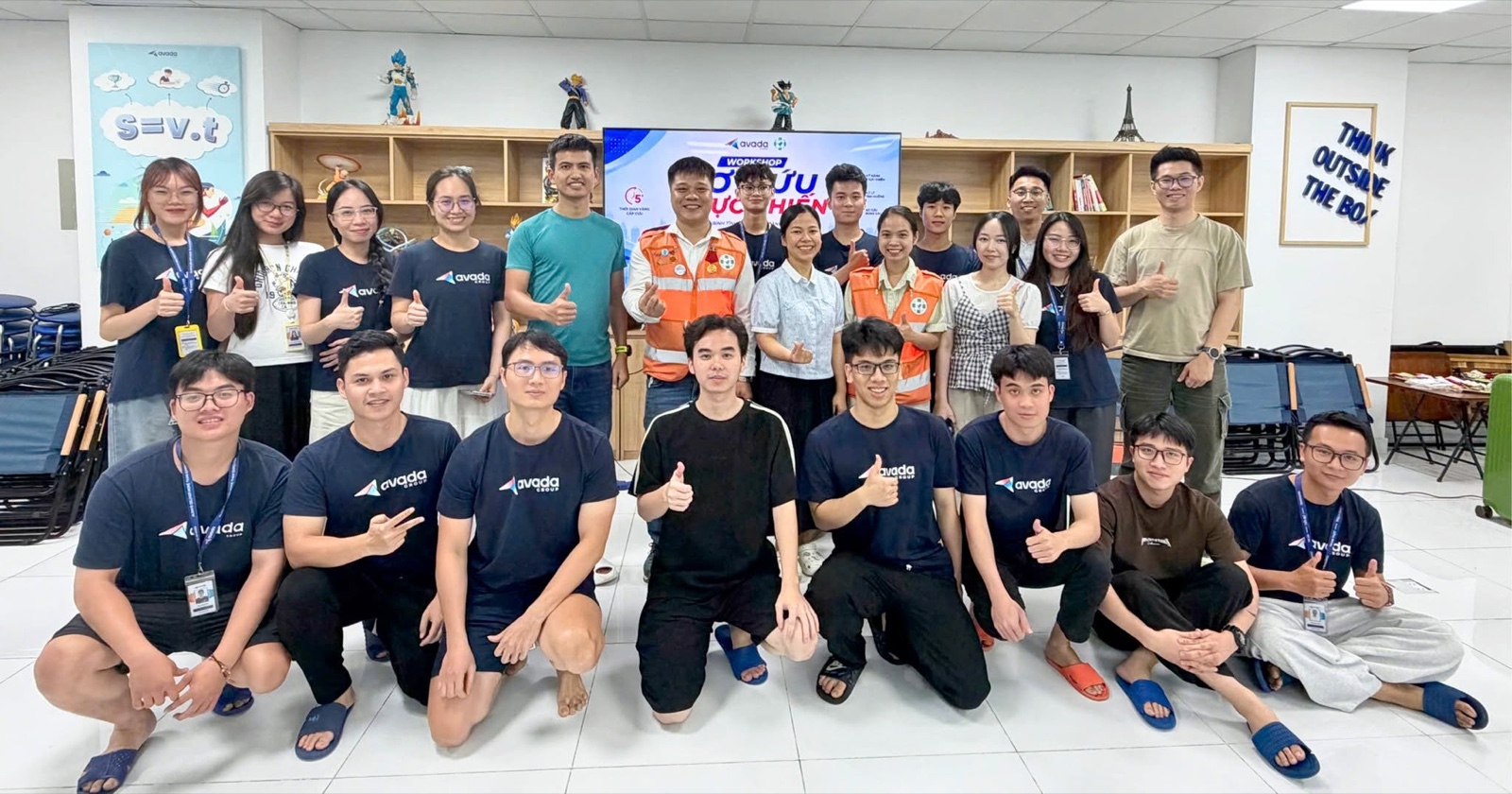 Avaders cùng nhau chụp ảnh lưu niệm sau workshop Sơ cứu
